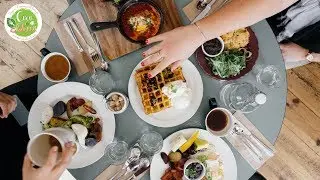 VEGAN FOOD IN LONDON! - TRAVEL VLOG #1