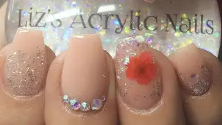 Acrylic Nails | Peach | Dried Flowers