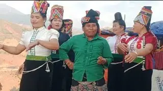 Các nghệ nhân đi Thăm chị chơ 