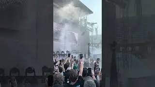 Kendrick Lamar Entrance - Live at Barcelona (wacced out murals) #kendricklamar #entrance #live