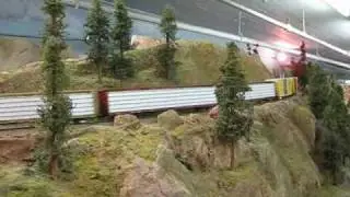 Eastbound Union Pacific manifest rounding the Santa Margarita Ravine