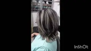 Mechas platinadas  sobre cabello oscuro para mujer💇💇