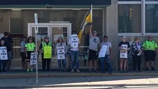 The truth about the Canadian postal Strike #canadapost
