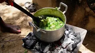 Ghana Volta Region Local Food Cooking: Yakayeke and Ademedetsi Traditional Recipes