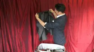 Nery Garcia demonstrates the art of packing for salsa and bachata congresses