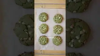 Veganuary day 24 | basically a salad matcha cookie