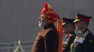 India PM Modi pays homage to &lsquo;Amar Jawans&rsquo; at National War Memorial on 76th Republic Day