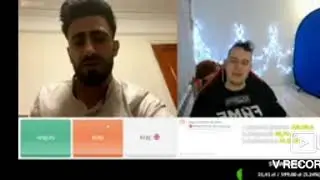 Machonek rozmawia po angielsku z anglikiem
