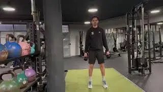 Pliometria - counter movement jump com halteres (Performance)