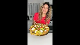 Loaded Vegan Chicken Nachos