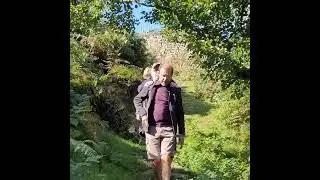 How to guide a blind man down an uneven slope #fun #guide #walking #blind #adventure