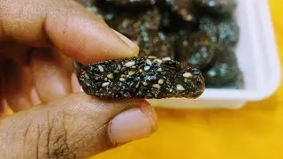 Iron Rich Karupu Ellu Mittai Recipe in Tamil | Black Sesame Seed Ladoo | Til Laddu | Using Jaggery