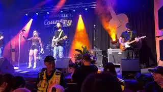 90s/2000s Country Mashup (Live) | The Mainlanders Band
