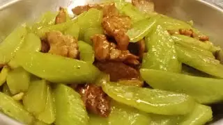 Stir-fry Celtuce With Pork Meat/simple and easy to cook /chinese style #ofw #food #cooking #foodie 