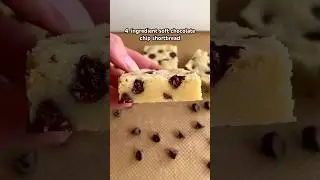 4-ingredient soft chocolate chip shortbread 😍