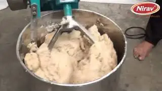 dough mixer machine / atta maker machine / chapati dough making machie/ flour mixing machine