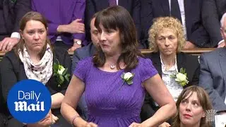 Rachel Reeves breaks down in tears when giving her tribute - Daily Mail