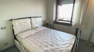 Trilocale con ampio terrazzo vista lago in loc. Eremitaggio