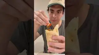 Буррито на завтрак для любителей мяса от Jack in the Box