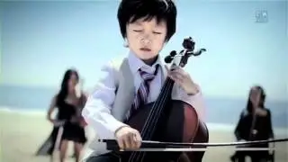 Jun Yu performing Father's World Music Video