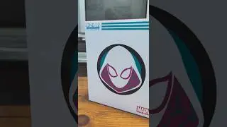 MezcoOne:12 GhostSpider​⁠ @MezcoToyzLLC @spiderman @spidermanworld96  #spiderman #mezco #spidergwen