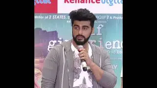 Arjun Kapoor Angry 😾 and Staring Meme