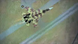 SU-37 Terminator's impressive inverted climb to back course...