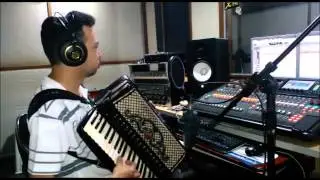 Kleber Nobrega Gravando acordeon Sonitu's Studio