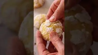 Lemon Crinkle Cookies