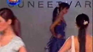 Pakistani Models: Lux Carnival de couture 2003 (Part 4)