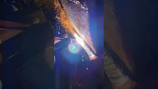 Arc Air Gouging #welders #weld #equipment #arcair #airarc #meltingmetal #melt #youtubeshorts