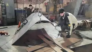 The excavator bucket repair