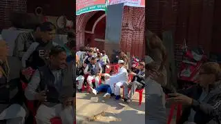Kursi kon Le gaya 😂 #funny #youtube #comedy #standupcomedy #india #shorts #entertainment #fun