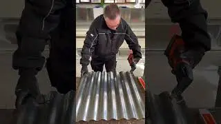 FEIN ABLK 18 1.3 CSE AS - Precise cuts in corrugated sheet metal
