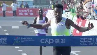 Asefa Boki Kebebe from Ethiopia won the men's champion of C&D Xiamen Marathon 2024
