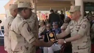 القوات المسلحة تحتفل بتسليم وتسلم قيادة الجيش الثاني الميداني