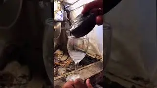 Natural agate cuts out a lot of water. #original #stone #quartz #nature #agate#water #short