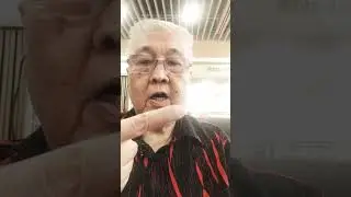 Best hawker foods in Hong Lim Food Centre. The famous Outram Park char kway tiao