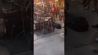 A drummer on the Las Vegas strip #fypシ゚viral #drummer #drums #lasvegas