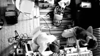 Twit One - Schnittstrumental