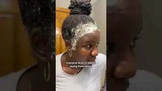 Relaxing my edges? 🫢 #naturalhair #4chair #hairgrowth