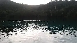 DESTINASI WISATA YANG TERSEMBUNYI ADA DI TELUK INGALO DESA UMERA PULAU GEBE.