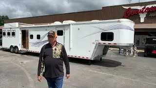 2004 Hart Three Horse Trailer with Outlaw Conversions Custom Interior