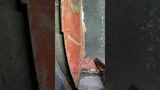 Undercoating removal with a Needle Scaler