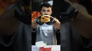 KFC zinger stacker vs savour krispo burger 🍔 #food #fastfood #review #foodie #shortvideo #kfc #uk