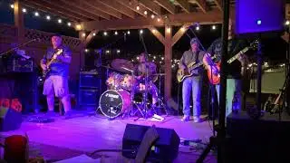I Hate Everything About You cover at White Water Bar & Grill