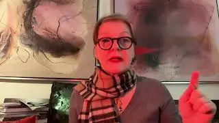 Комментатор политических новостей
