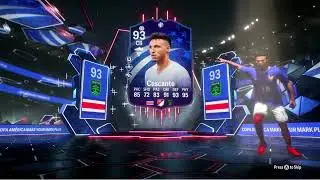 Opening Packs in FC 24