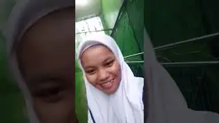 Teteh Risma ikut hujanan