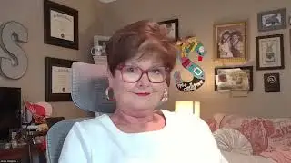 video1304396127